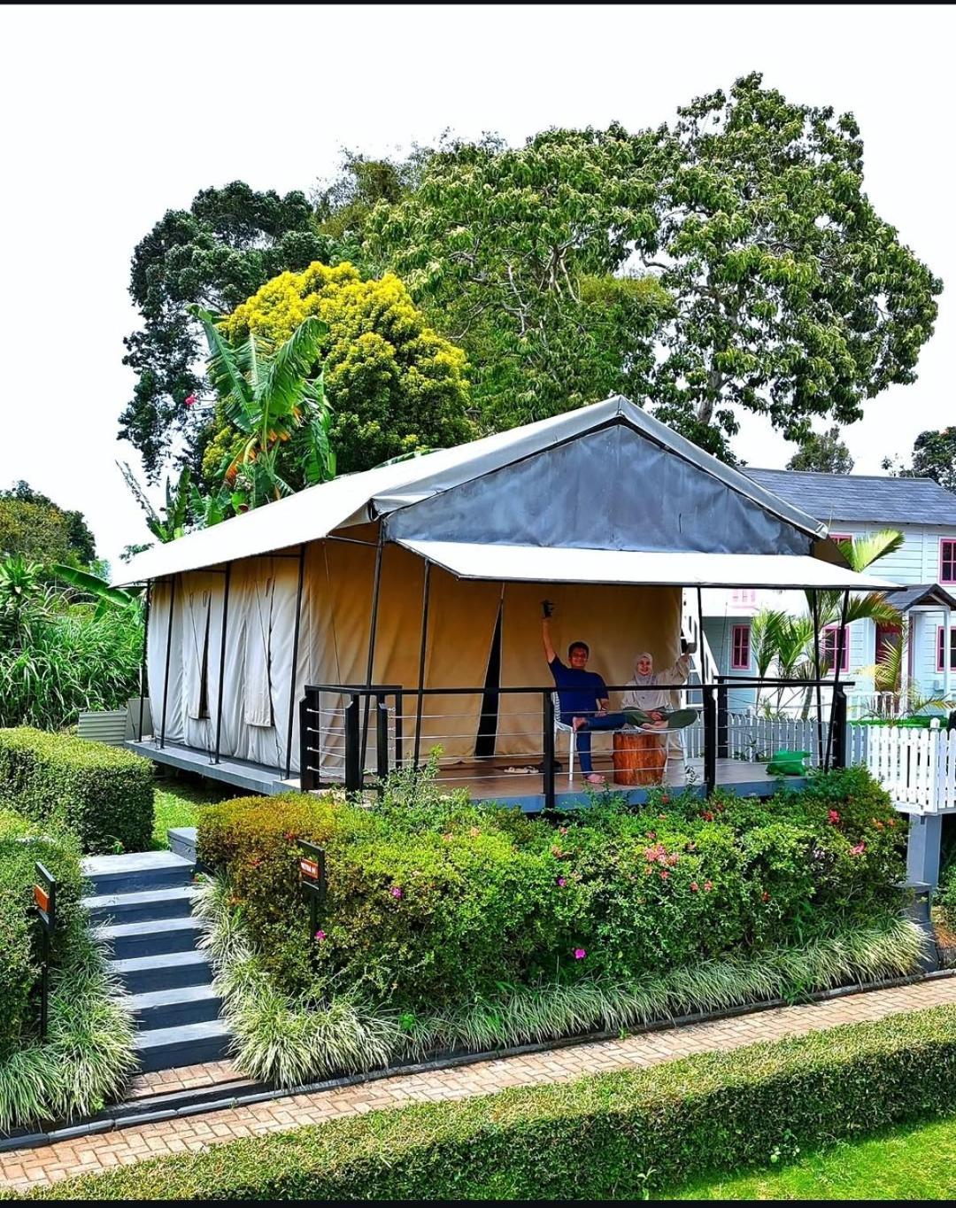 Trizara Resorts - Glam Camping Lembang Exterior photo