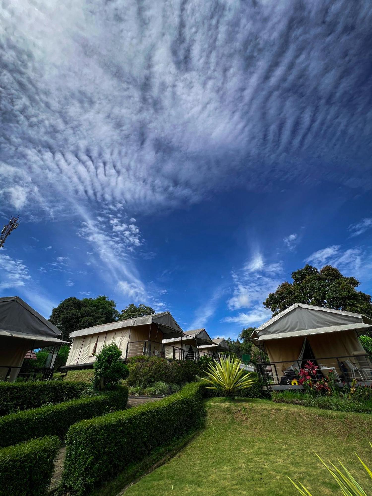 Trizara Resorts - Glam Camping Lembang Exterior photo