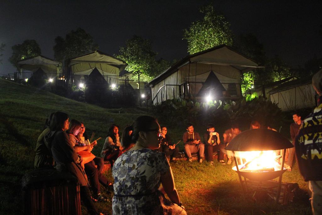 Trizara Resorts - Glam Camping Lembang Exterior photo