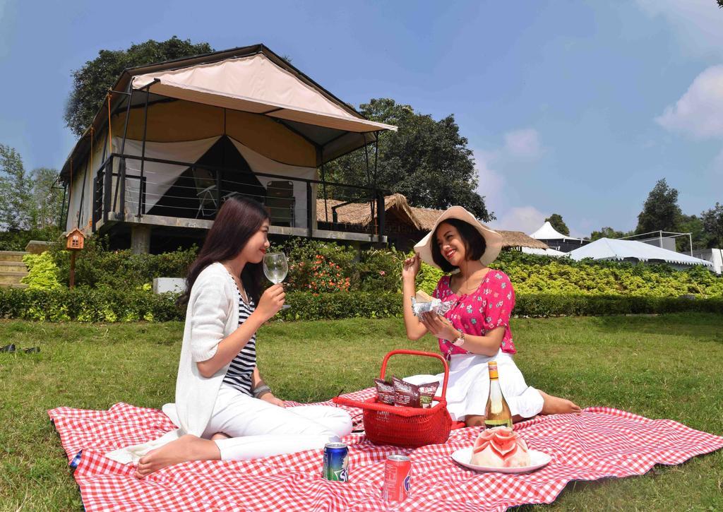 Trizara Resorts - Glam Camping Lembang Exterior photo