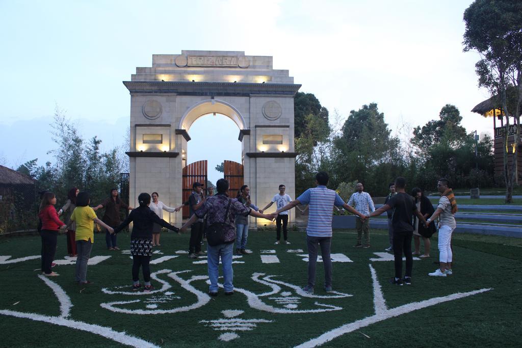 Trizara Resorts - Glam Camping Lembang Exterior photo